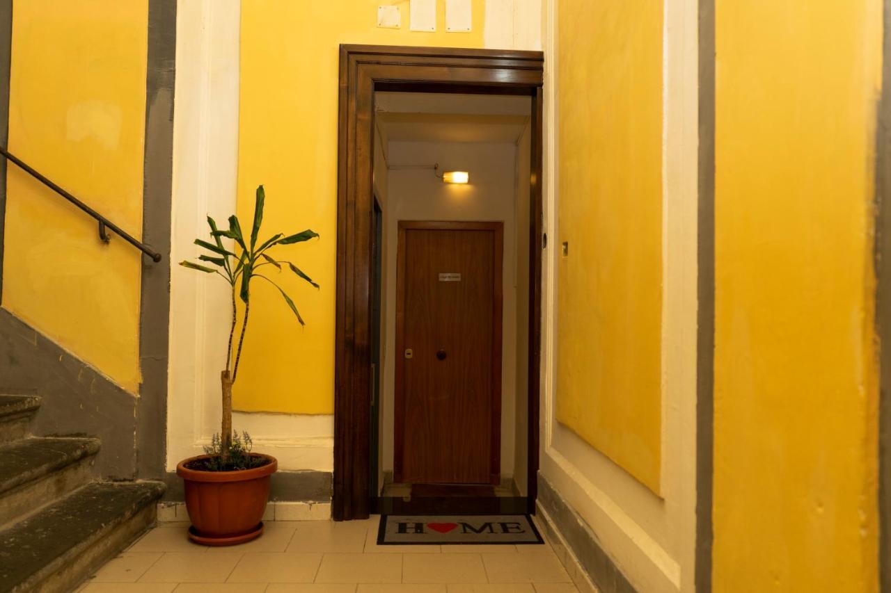 Donna Chiara Holiday House - Toledo Neapel Exterior foto